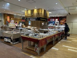   at Waku Waku Square Station Kaihin Makuhari store - わくわく広場 すてーしょん海浜幕張店 in Chiba