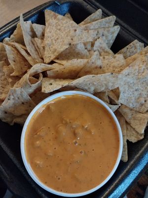 VCC 2025: bluff-alo chicken dip at Papi's Pizza Pub in Springfield