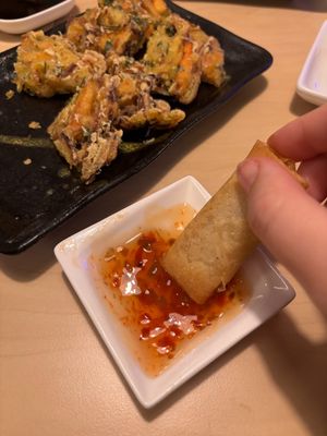 Vegetar forärsruller  at Aji Sushi in Roskilde