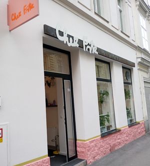  at Chez Fritz in Vienna