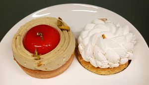 Pistaccio/raspberry & Bergamotte at Chez Fritz in Vienna