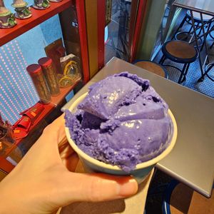 Vegan Ube scoop at Soft Swerve  in New York City