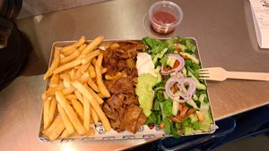 Döner Teller at Zerö Kebab in Berlin