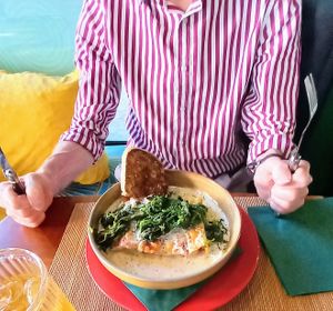 Two delicious, huge, well-filled cannellini with spinach and lots of delicious sauce. at Vegan Chouke in Brussels