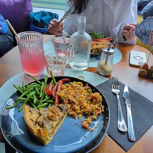 Vegan goat cheese quiche 🤩 at Vegan Chouke in Brussels