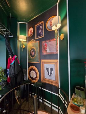 Love the artwork 😊 at Vegan Chouke in Brussels