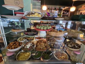 Counter full of yummieness at Vegan Chouke in Brussels