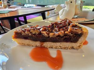 Pecan pie at Vegan Chouke in Brussels