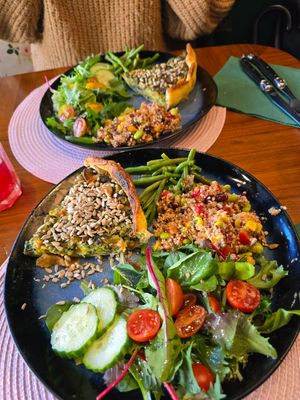 Quiche with vegs and quinoa at Vegan Chouke in Brussels