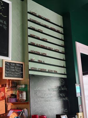Drinks at Vegan Chouke in Brussels