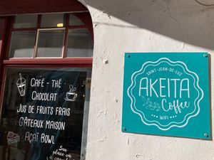  at Akeita Coffee in Saint-jean-de-luz