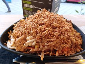 No. 03 as bowl with rice at Crunchy Kebab Vegan in Kassel