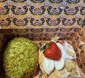 Pistachio Dream (left) and Strawberry Shortcake (right)  at Brammibals Donuts - Europlatz in Berlin