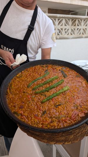 Paella de verdures per 4 persones at El Racó de la Paella in Torredembarra