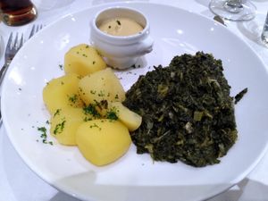 Potatoes with kale at Brunnenhof in Hannover