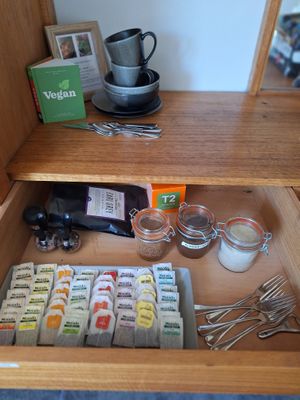 Extensive range of complimentary refreshments  at Lovely Vegan Homestay in Newstead