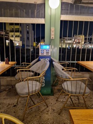 Phone charging at Theta in Athens