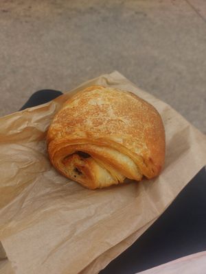 Chocolat croissant (napolitana) at Pastelería Málaga Vegana in Malaga
