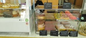 Deliciosos dulces veganos! at Pastelería Málaga Vegana in Malaga