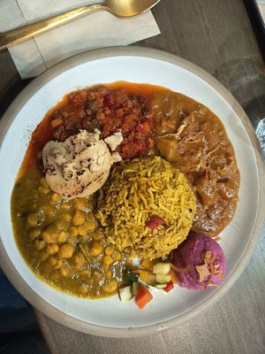  at Spys Oasi Medicinal Spicy Curry Gluten-free Bar in Osaka