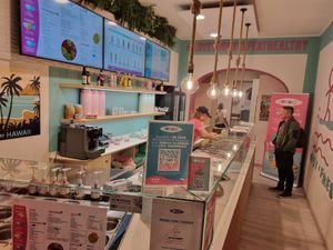 Interior /counter at I Love Poke in Rome