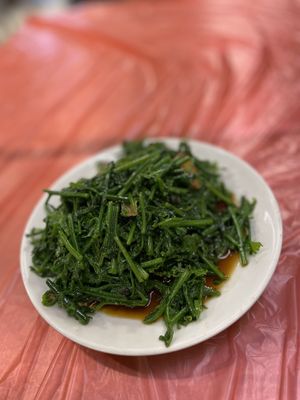 Fried vegetable fern - Hsin Shan Wei, Shuishe  at Sun Moon Lake Xinshan Tao Tao Restaurant - 日月潭新山味邵族風味餐廳 in Sun Moon Lake