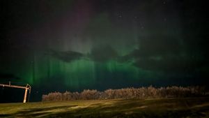 Nighttime view from the parking lot! at Ósinn Restaurant at Hotel Höfn in Hofn I Hornafirdi