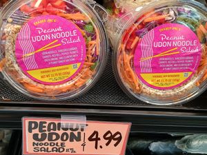 Peanut Udon Noodle Salad 🥜🍜🌱 at Trader Joe's in Chandler