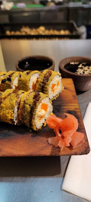 Maki Tempura Roll at Let It V - Manduca in Buenos Aires
