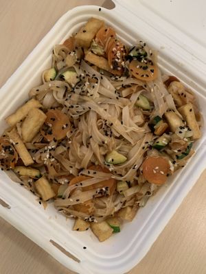 Chow mein at 108 in Ljubljana