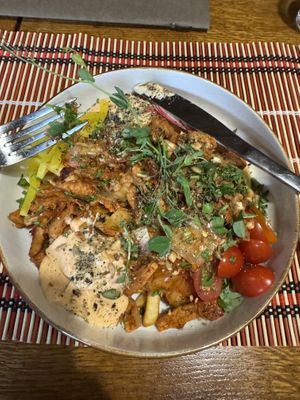 Fries fries with kimchi and soy meat  at Bonzai Restoran in Rakvere