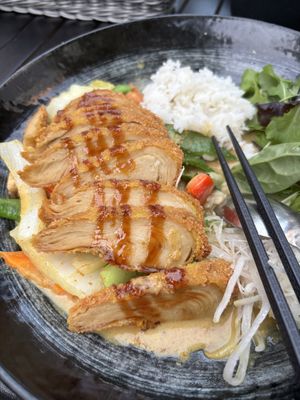 vegane ente  at COM Vietnamese Kitchen in Bochum