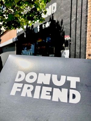 Bought a dozen of their delici donuts. 🍩🥭🍓 at Donut Friend - Highland Park in Los Angeles