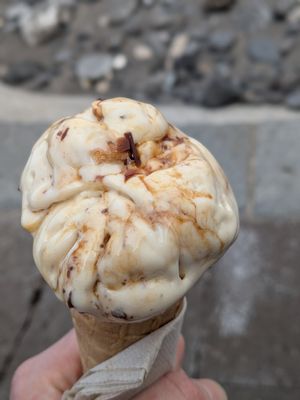 Vegan Snickers ice cream at Berry's - Santelmo  in Tenerife