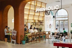 inside at PhinHolic Hand-brew in Hue