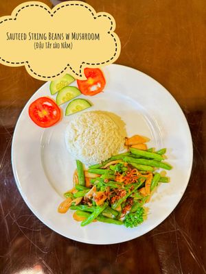 Sauteed String Beans & Mushroom at Alaha Coffee & Fusion Vegetarian Cuisine in Hoi An