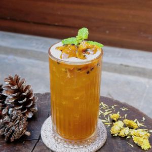 Secret Ananas 🥰 at Alaha Coffee & Fusion Vegetarian Cuisine in Hoi An