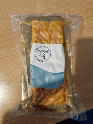 Lachs at Die Vegane Fleischerei in Berlin