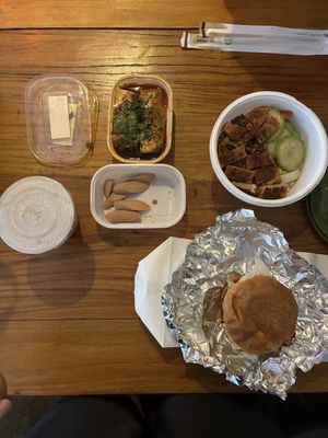   at Maluo - 阿媽家青稞地 素食 in Chengdu