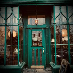  at RÉUNION in Morriston