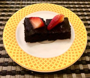 Brownie bites at Crescendo in Dubai