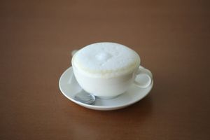 Cappuccino at Almendra Coffee in San Bernardo