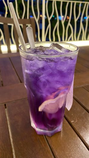 Butterfly pea flower tea at Hainan Village Signature - Sandakan - 海南乡 in Sandakan