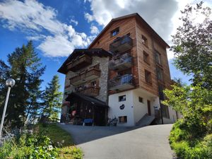 Exterior at Hotel & Restaurant Waldhaus in Bettmeralp