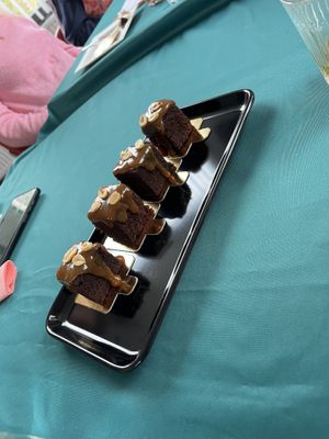 Snickers cake  at Inclusive Bites in Nieuwegein