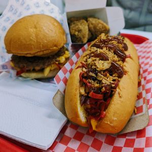 Burger and hotdog at Stankov - Pepe Sierra in Bogota