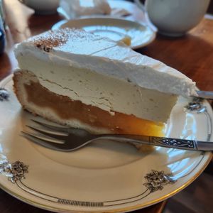 Apple cake at Cafe Hibiskus in Cologne