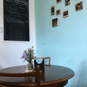 inside at Cafe Hibiskus in Cologne