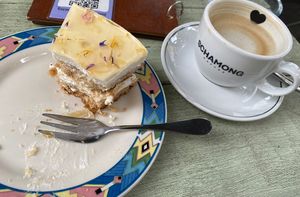 Zitronen-Sahne-Torte..leider schon halb aufgegessen   at Cafe Hibiskus in Cologne