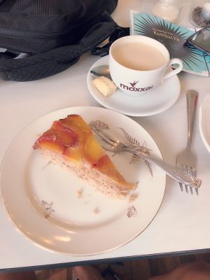 Peach ginger Cake at Cafe Hibiskus in Cologne